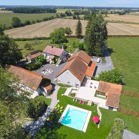 L'Anagramme, Chambres, Table D'Hotes Et Gite Pour Adultes, Naturistes Ou Non ! Cindre Luaran gambar