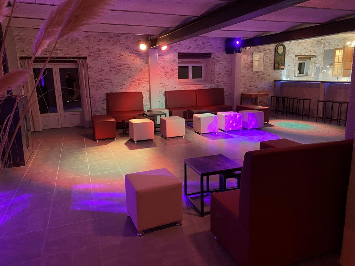 L'Anagramme, Chambres, Table D'Hotes Et Gite Pour Adultes, Naturistes Ou Non ! Cindre Luaran gambar