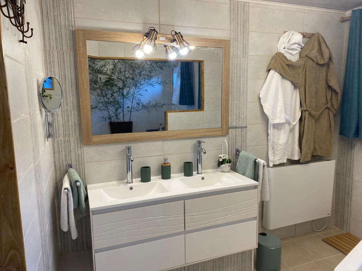L'Anagramme, Chambres, Table D'Hotes Et Gite Pour Adultes, Naturistes Ou Non ! Cindre Luaran gambar