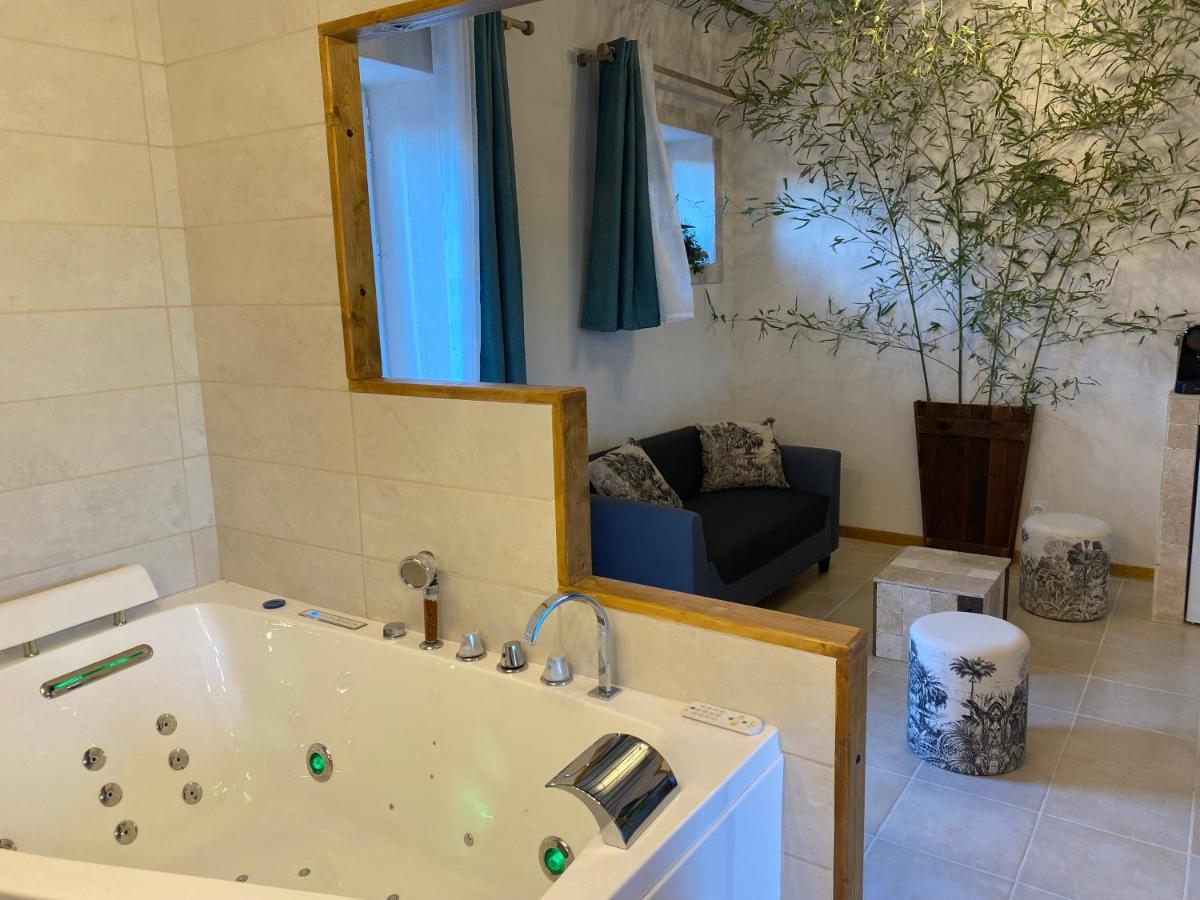 L'Anagramme, Chambres, Table D'Hotes Et Gite Pour Adultes, Naturistes Ou Non ! Cindre Luaran gambar